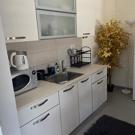 Housing Unit In The Moshav Apartment Mishmar Hayardin Exterior photo