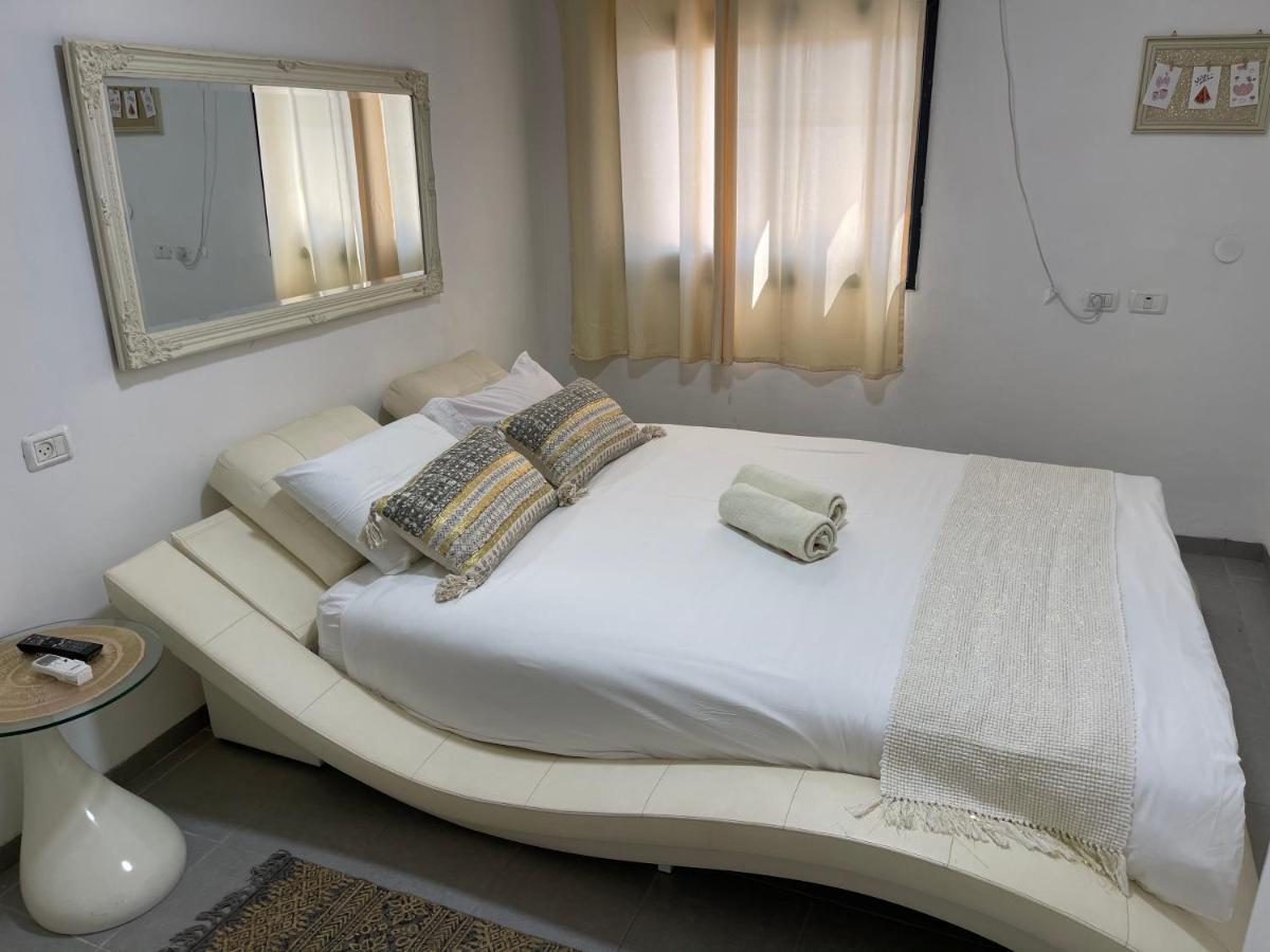 Housing Unit In The Moshav Apartment Mishmar Hayardin Exterior photo